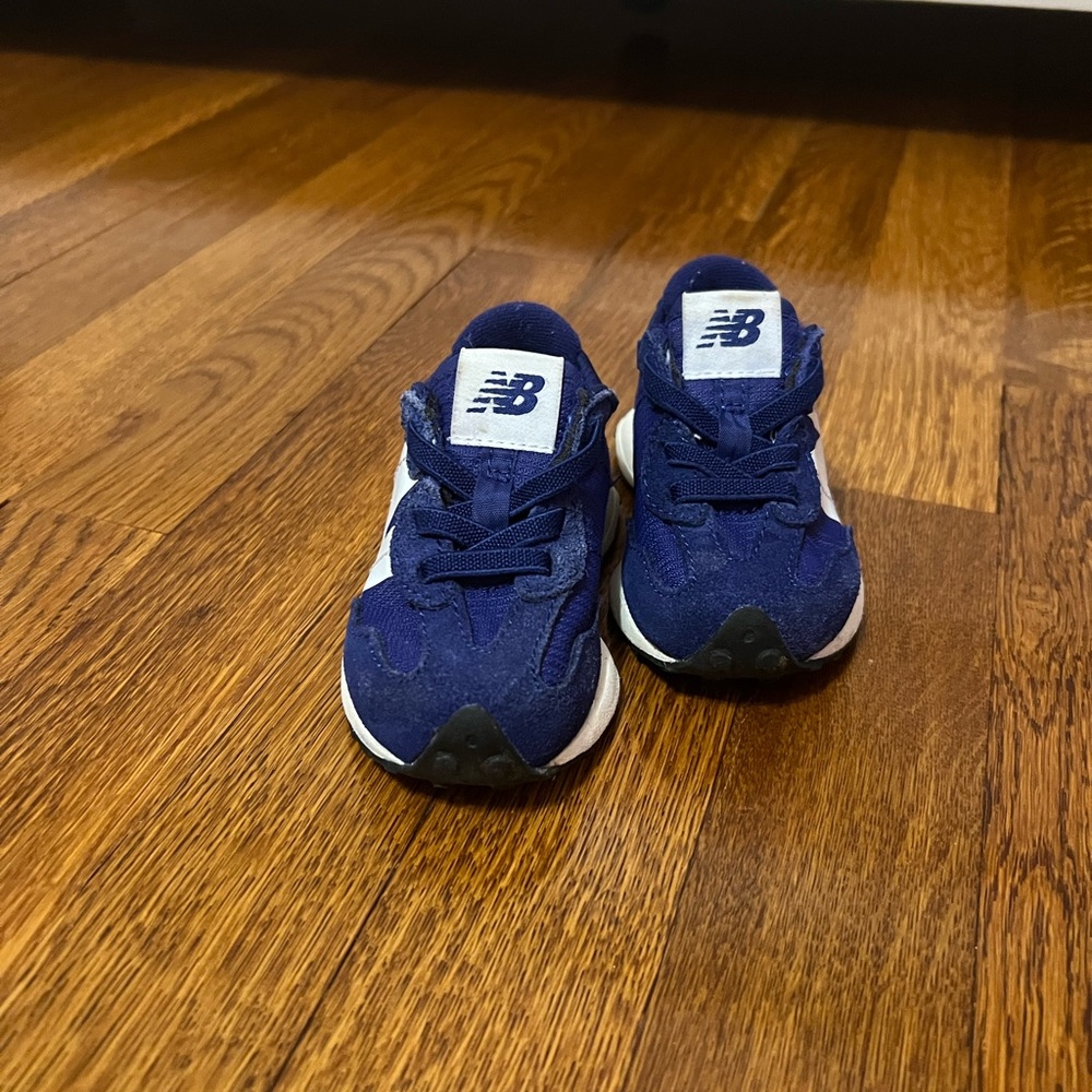 New Balance 327 Victory Blue Sneakers